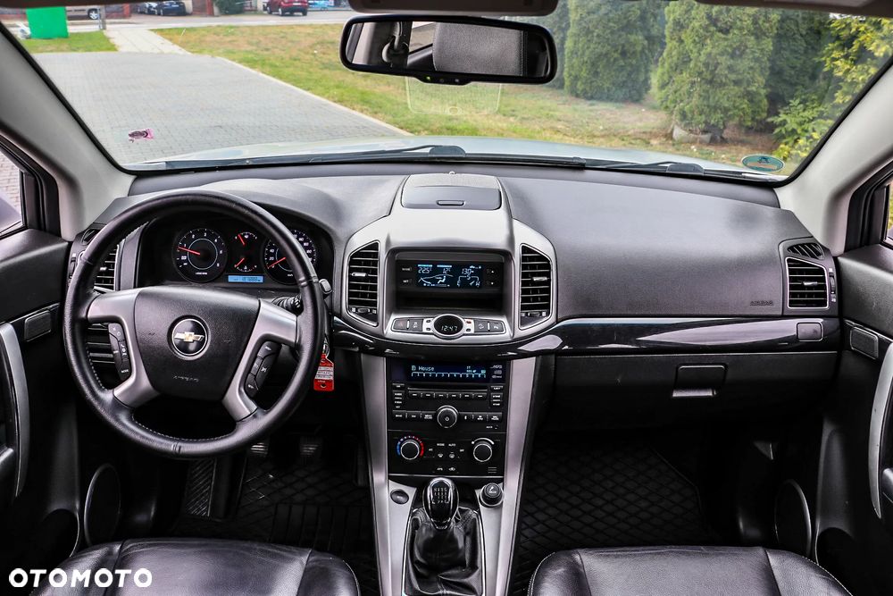 Chevrolet Captiva 2.2 D LS+ - 31