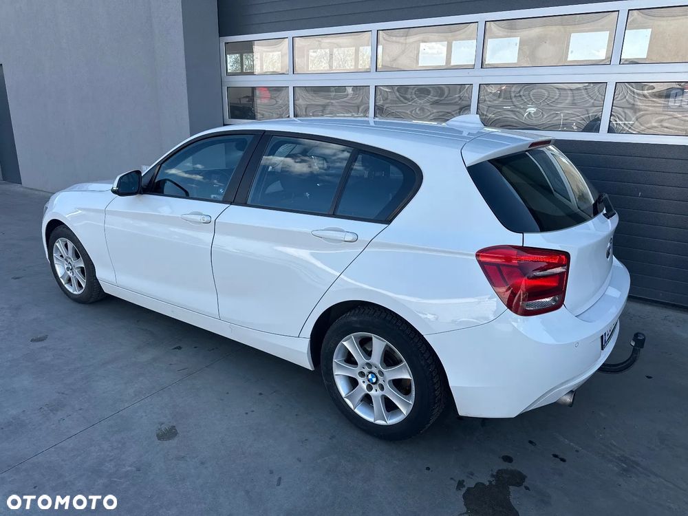 BMW Seria 1 116i - 1