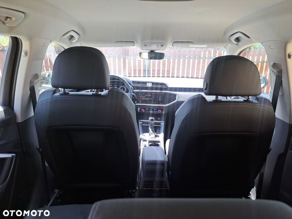 Audi Q3 35 TFSI S tronic - 8