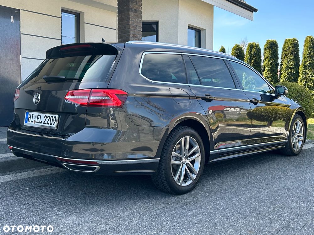 Volkswagen Passat 1.6 TDI SCR DSG Business - 4