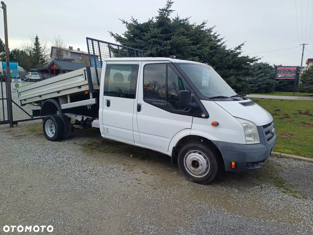 Ford Transit - 1