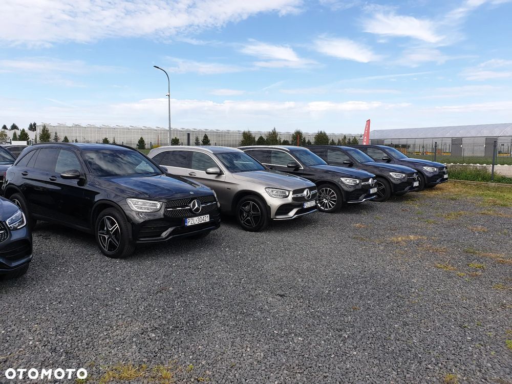 Mercedes-Benz GLC 300 de 4Matic 9G-TRONIC AMG Line Plus - 25