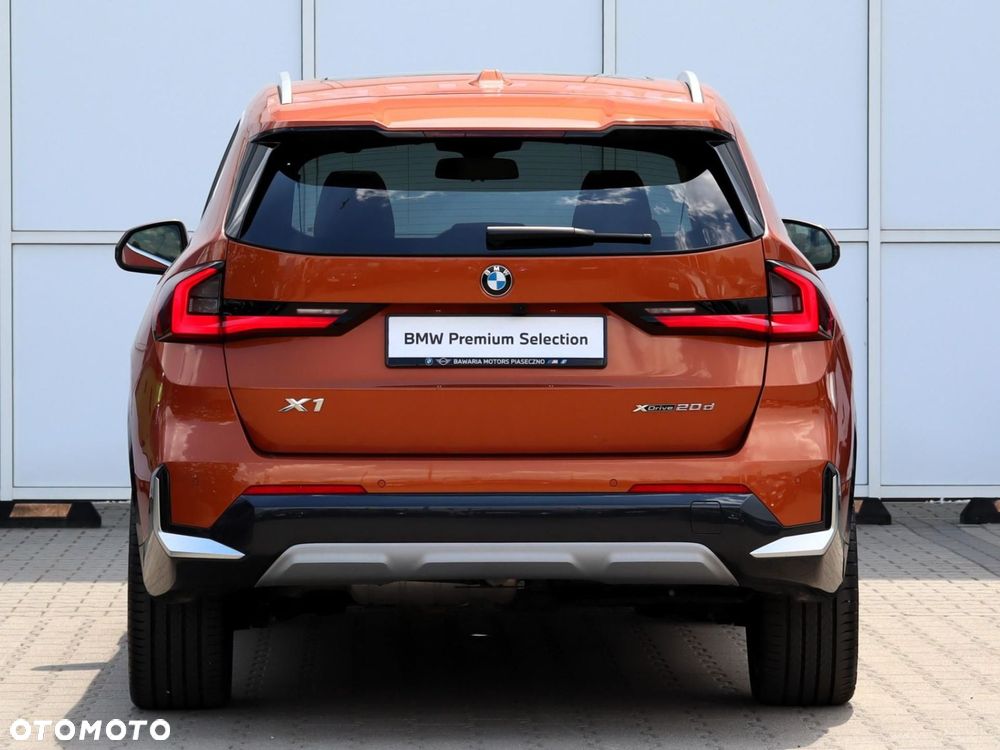 BMW X1 - 11