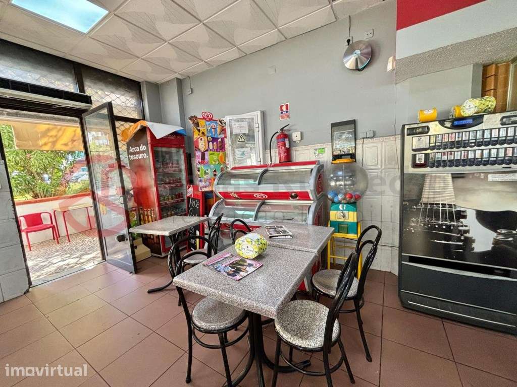 Trespasse de Restaurante no Feijó - Grande imagem: 2/15