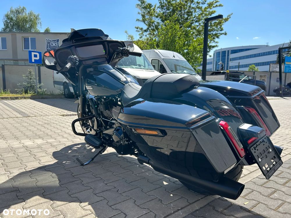 Harley-Davidson Touring Street Glide - 10