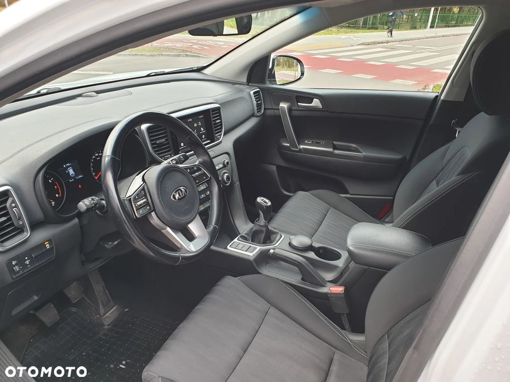 Kia Sportage 1.6 GDI Business Line 2WD - 30