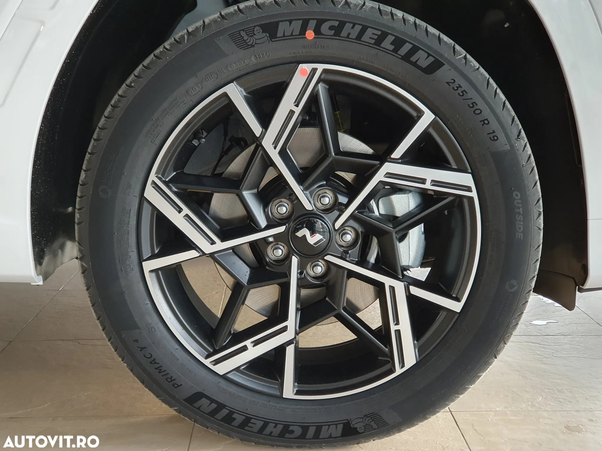 Hyundai Tucson - 13