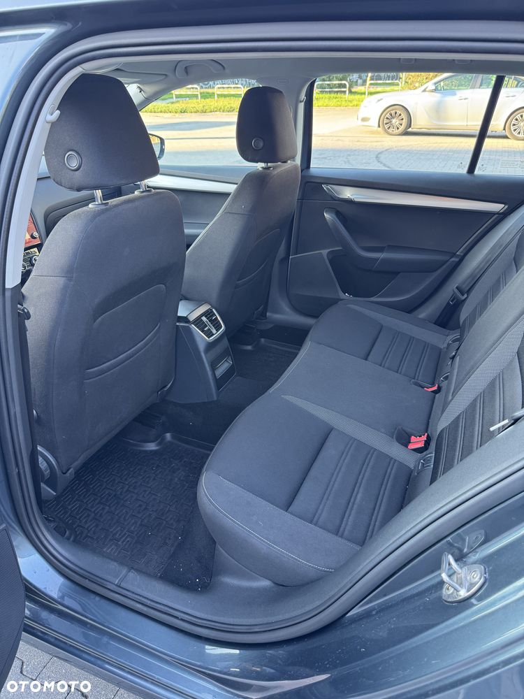 Skoda Octavia 2.0 TDI Ambition DSG EU6 - 18