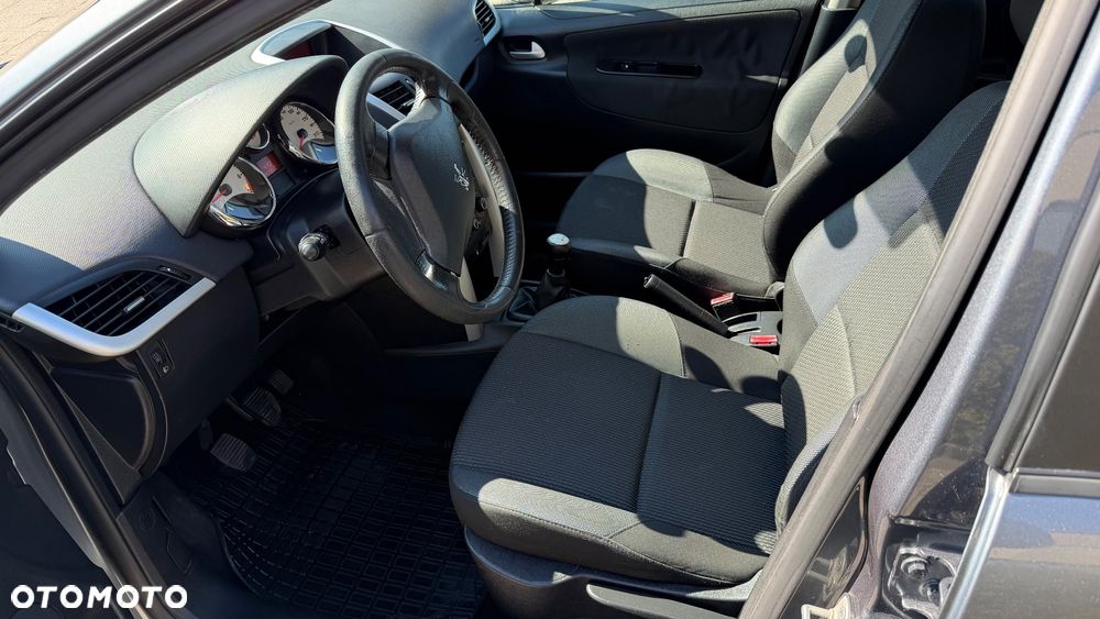 Peugeot 207 1.4 16V Trendy nICE - 14