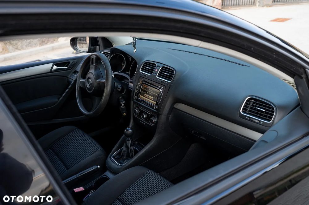 Volkswagen Golf VI 1.6 Comfortline - 13