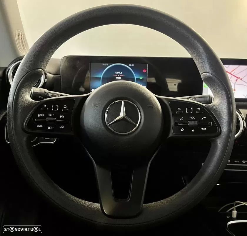 Mercedes-Benz CLA 250 e Shooting Brake Style Plus - 12