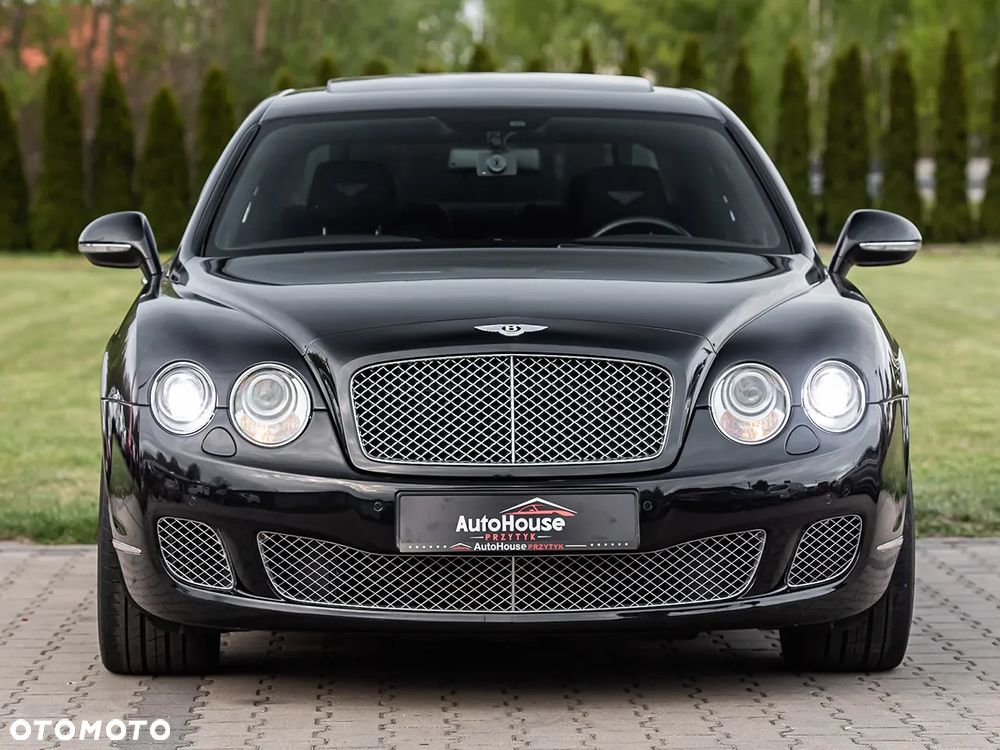 Bentley Flying Spur Mulliner - 3