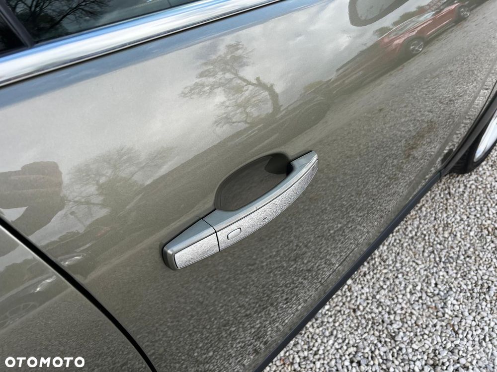Opel Insignia - 23