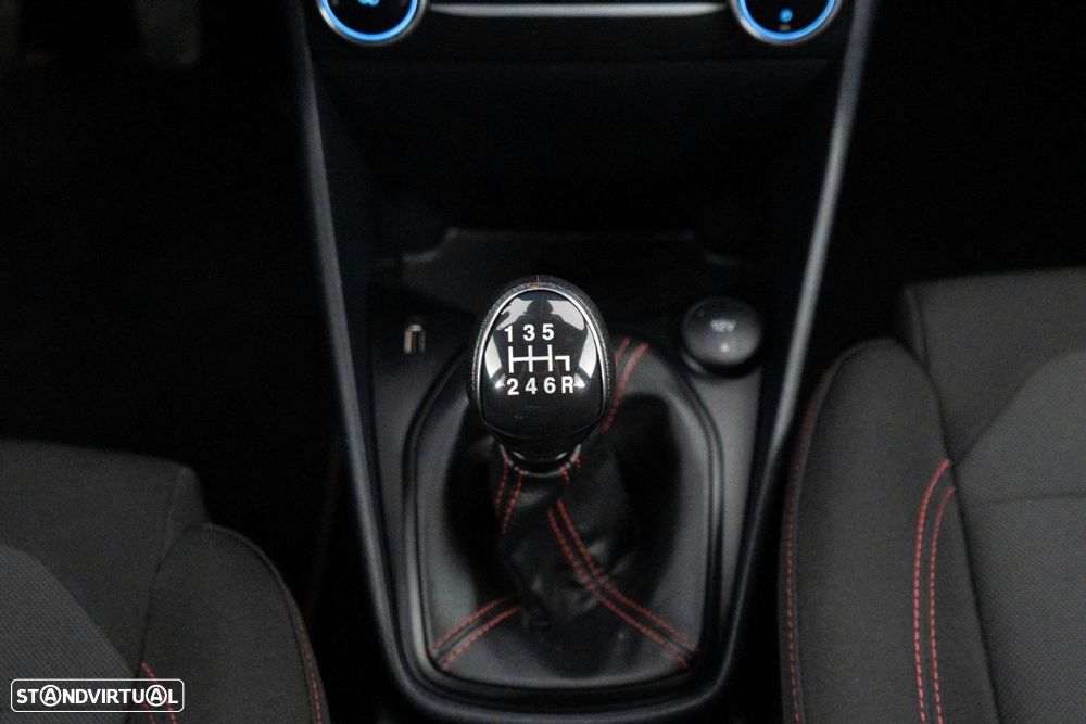 Ford Fiesta 1.0 EcoBoost ST-Line - 23
