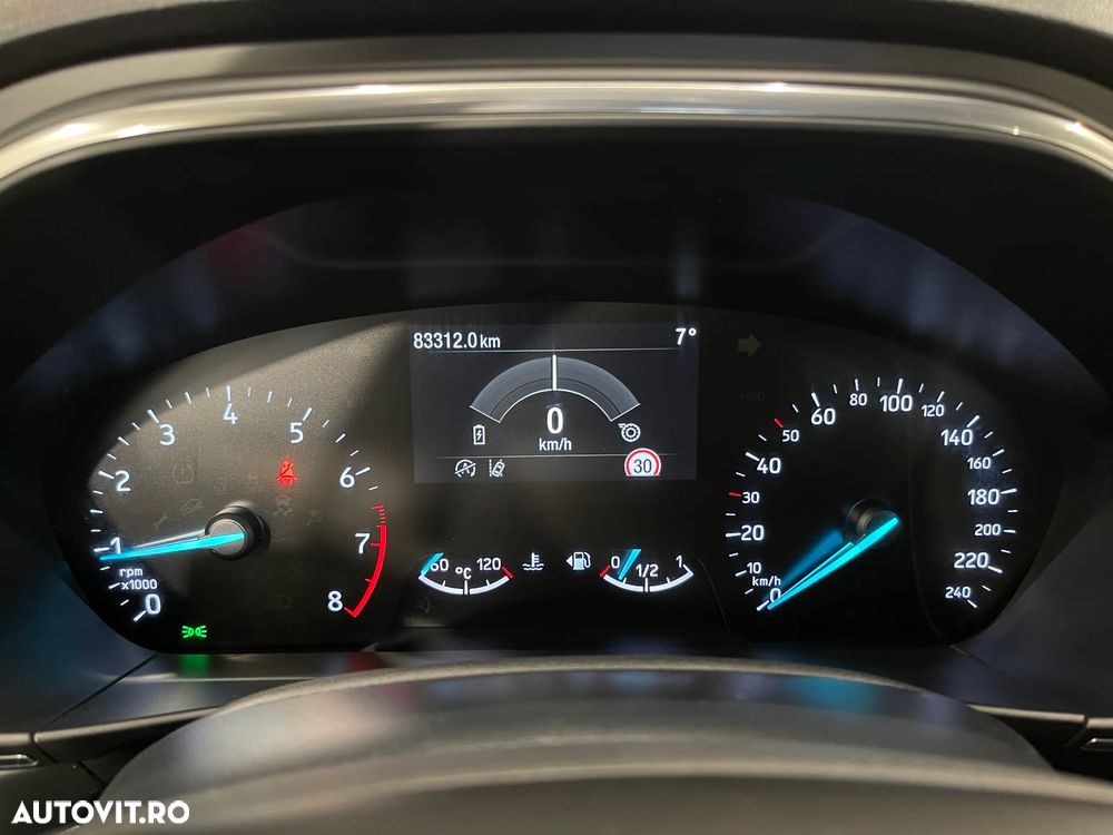 Ford Focus 1.0 EcoBoost MHEV Titanium - 26