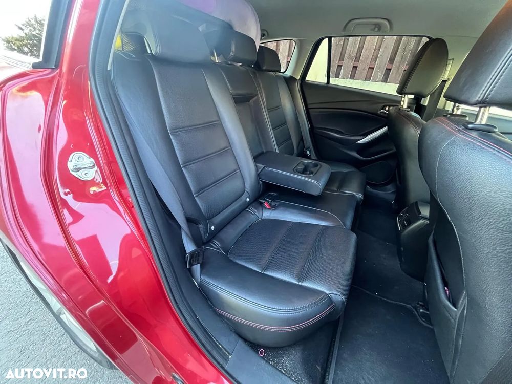 Mazda 6 - 8