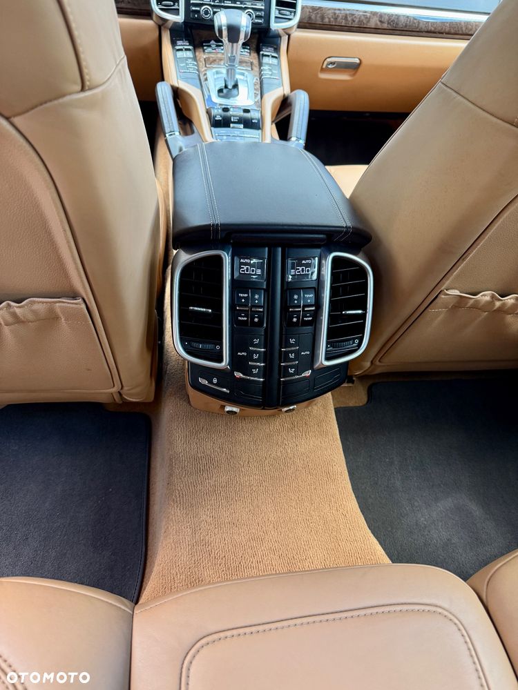 Porsche Cayenne S Tiptronic S - 23