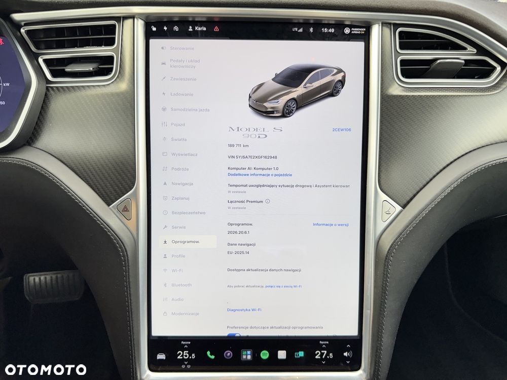 Tesla Model S - 6