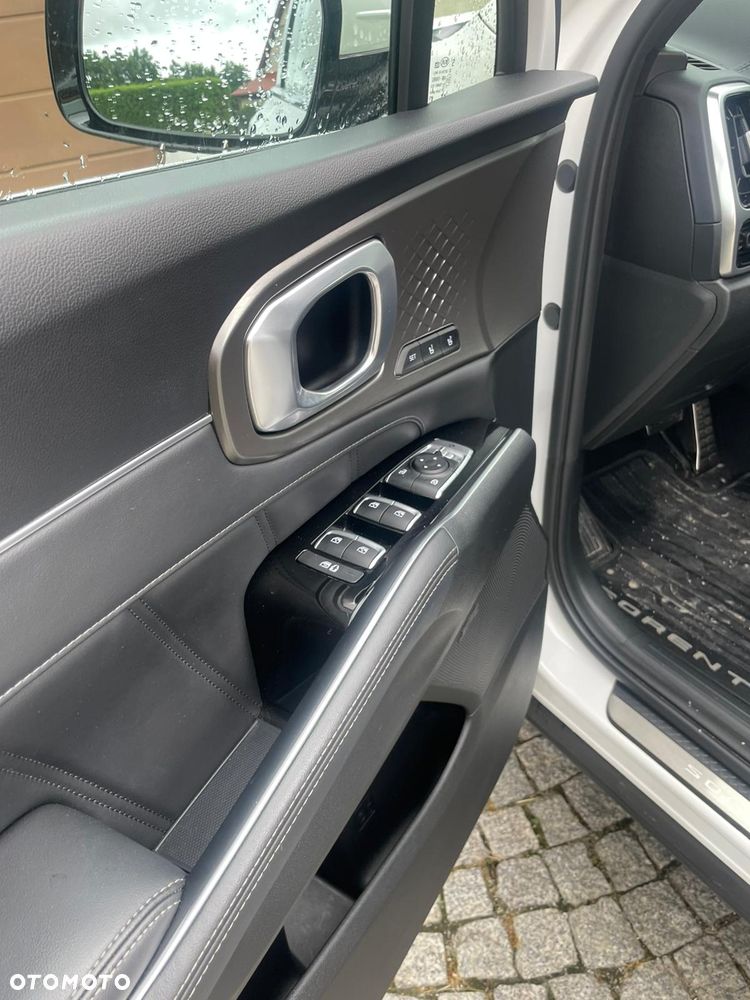 Kia Sorento 1.6 T-GDI HEV Prestige Line - 23