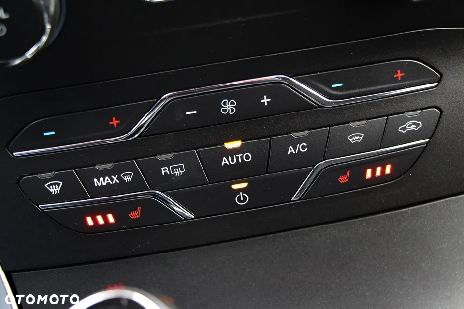 Ford S-Max - 20