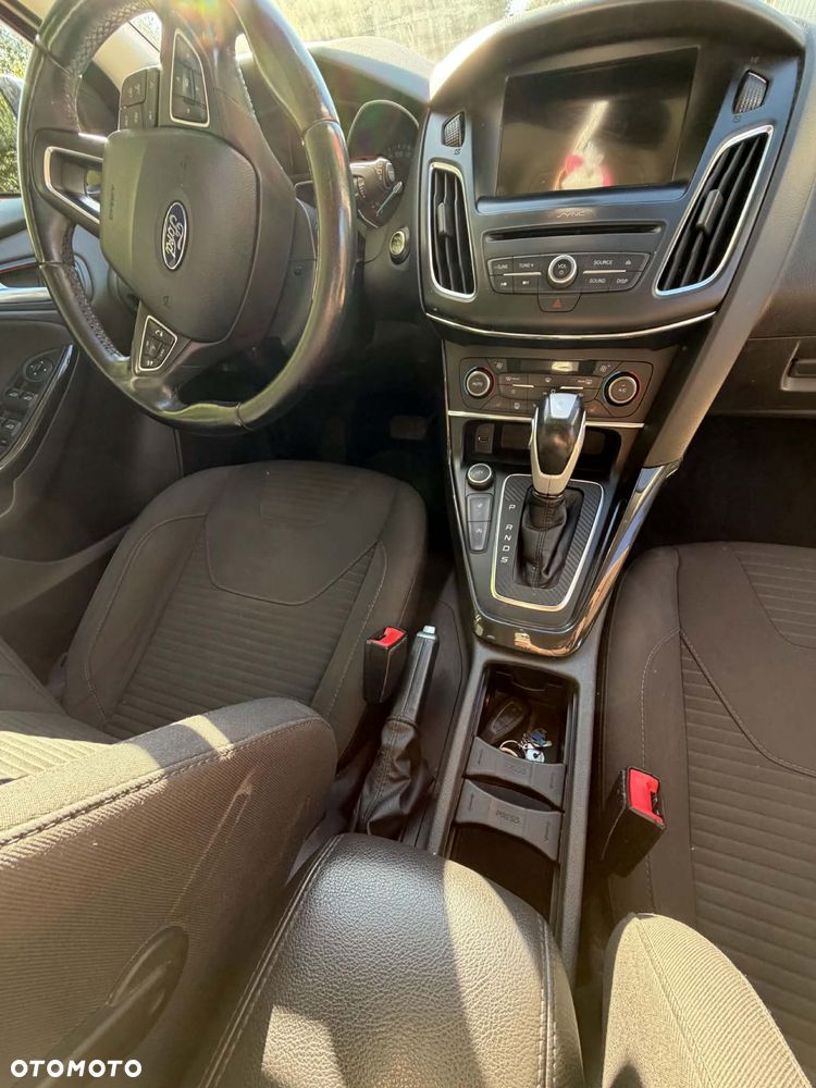 Ford Focus 1.5 TDCi Titanium PowerShift - 7