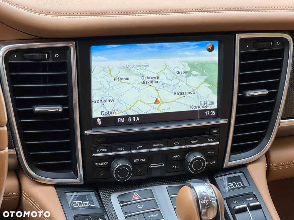 Porsche Panamera Turbo - 29
