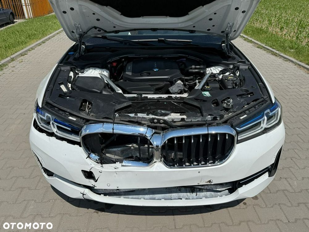 BMW Seria 5 520d Luxury Line sport - 9