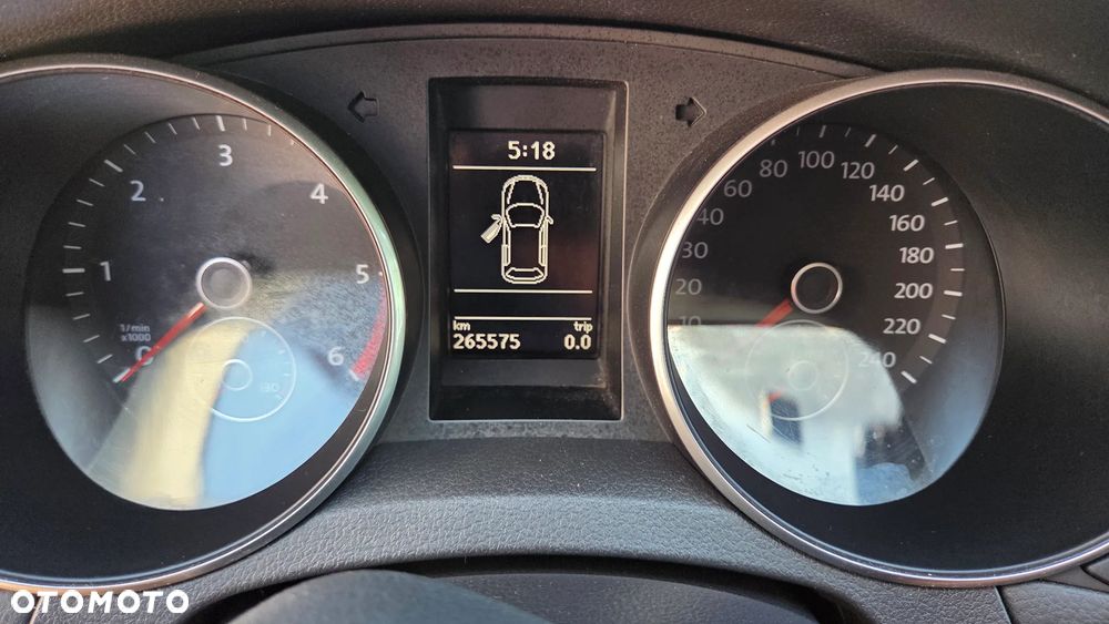 Volkswagen Golf 1.6 TDI Trendline - 12