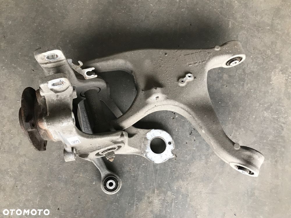 Zwrotnica Tył Prawa AUDI S7 A7 A6 Q5 - 2