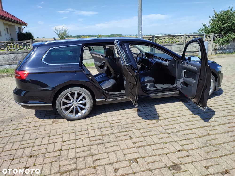 Volkswagen Passat - 24