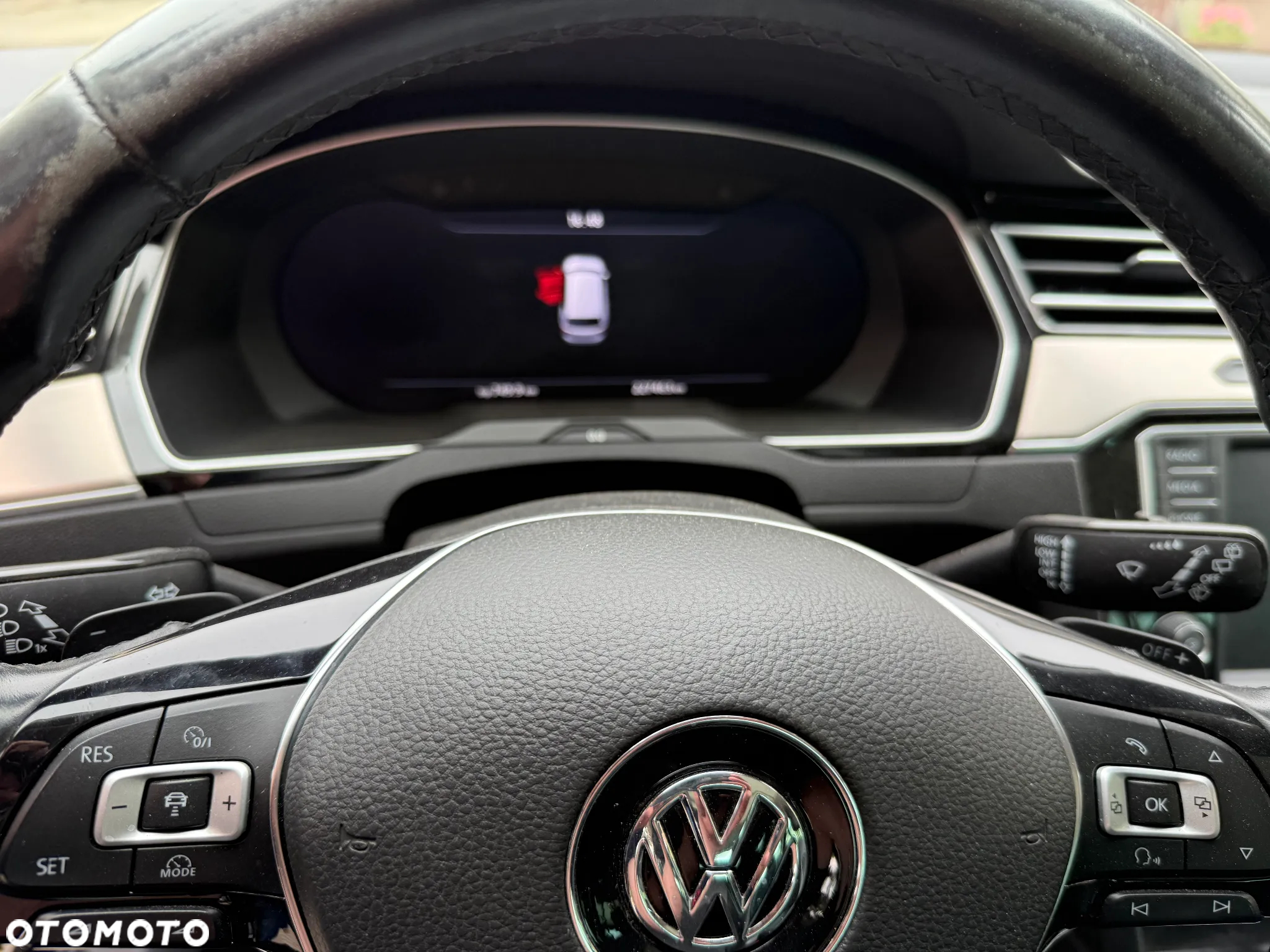Volkswagen Passat 2.0 TDI BMT Highline DSG - 19