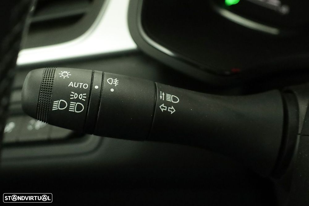 Renault Captur 1.0 TCe Techno Bi-Fuel - 16