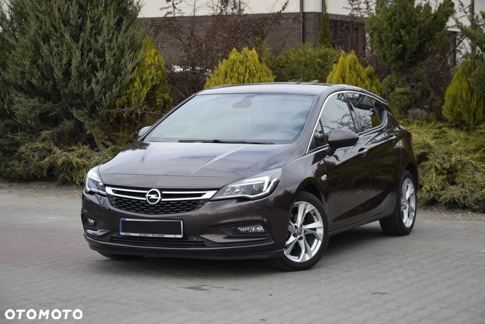 Opel Astra 1.4 T Elite - 1