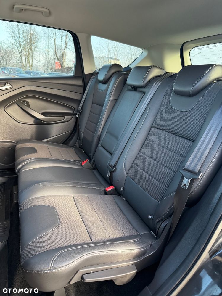 Ford Kuga 2.0 TDCi 2x4 Individual - 25