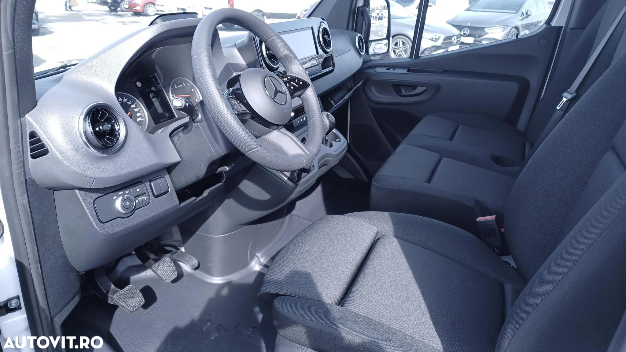 Mercedes-Benz Sprinter (907) 317 CDI furgon extra-lung PRO / RWD / 4325 - 9