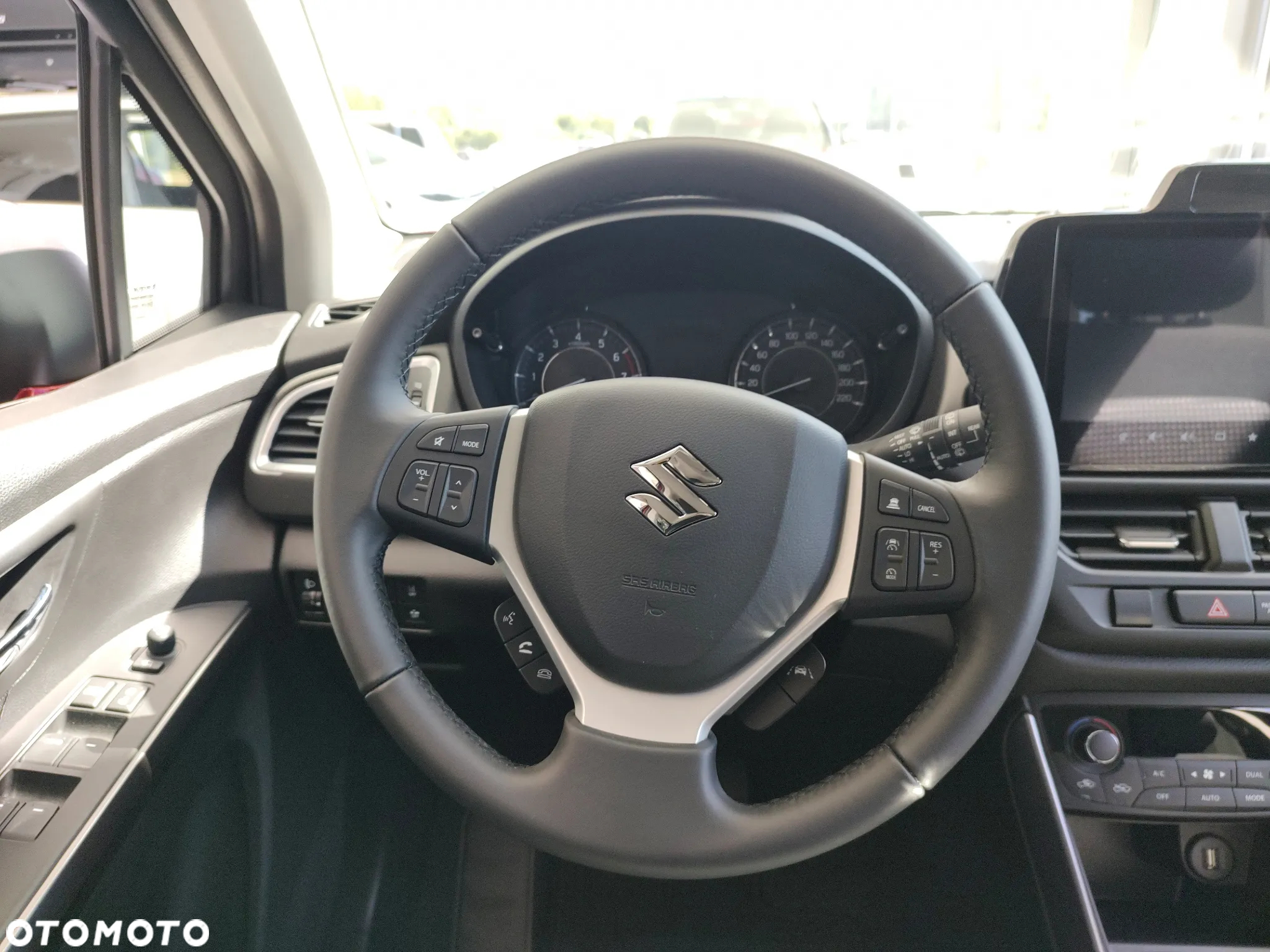 Suzuki SX4 S-Cross 1.4 SHVS Premium Plus SP - 24