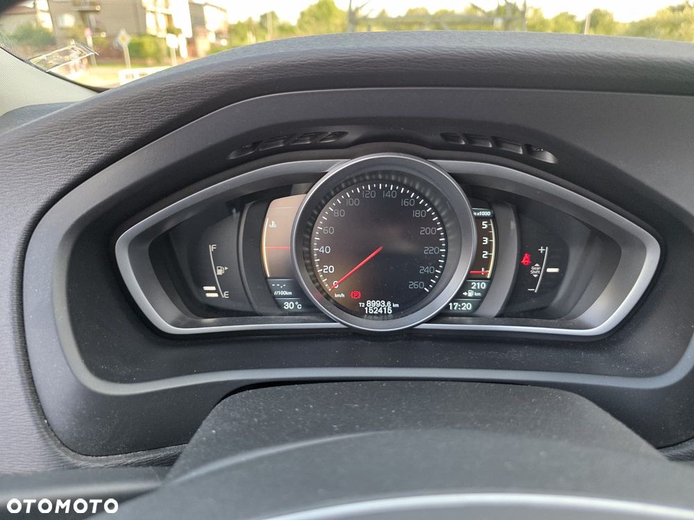 Volvo V40 D2 - 29