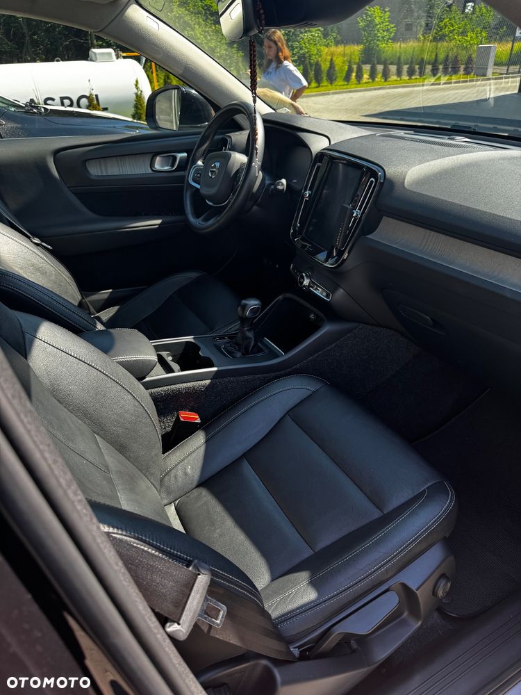 Volvo XC 40 T3 Inscription - 19