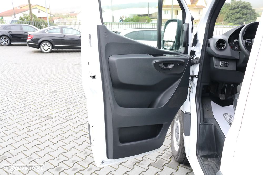 Mercedes-Benz 317 CDI L3 - 27