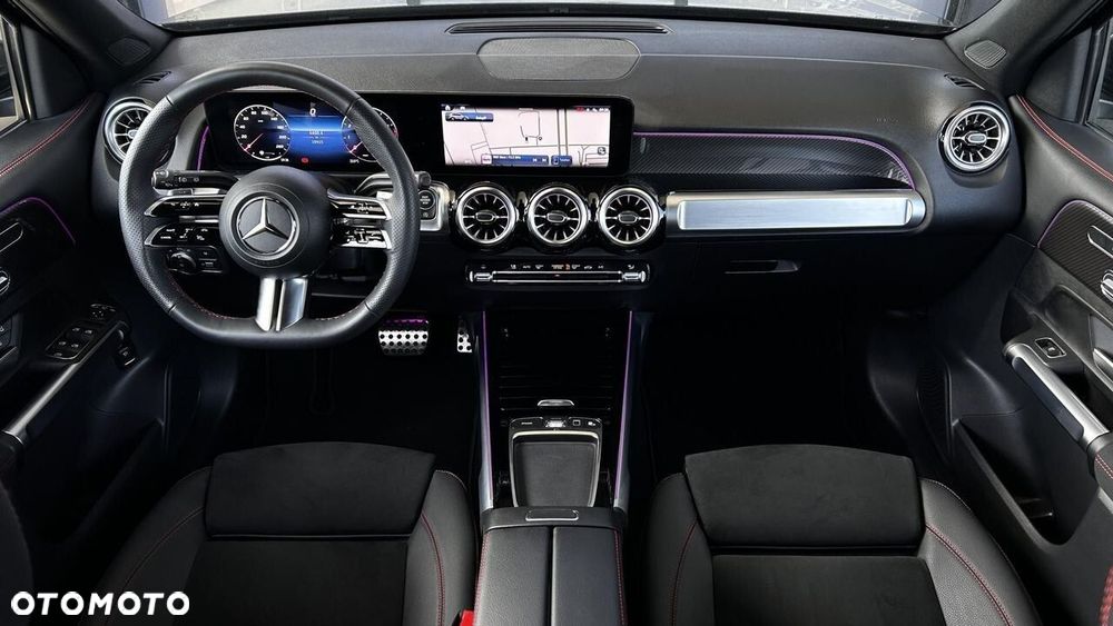 Mercedes-Benz GLB 200 AMG Line 7G-DCT - 22