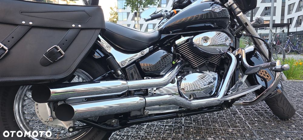 Suzuki Intruder - 16