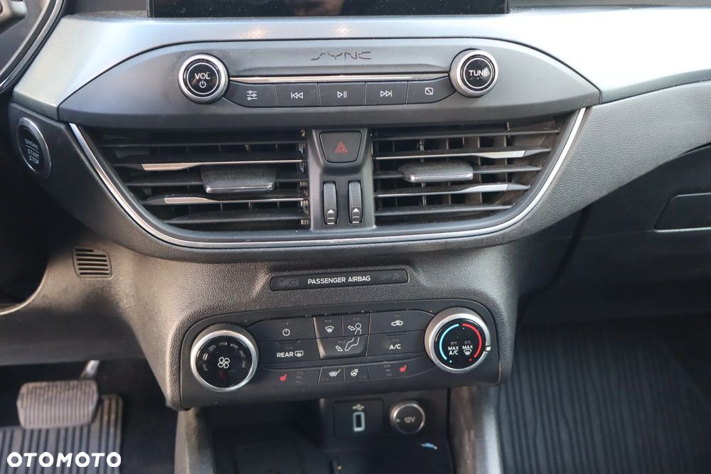 Ford Focus - 21