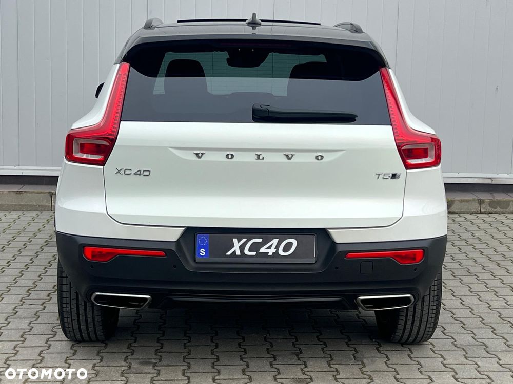 Volvo XC 40 - 3