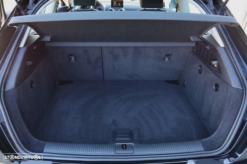 Audi A3 1.6 TDI Attraction Ultra - 17