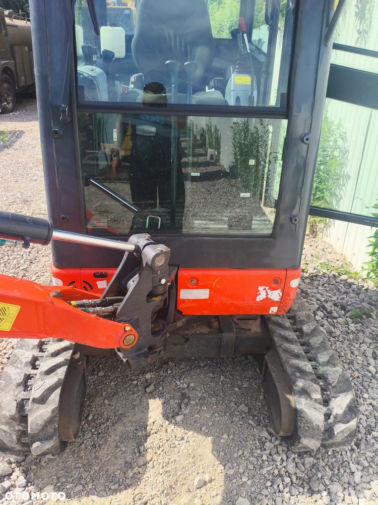 Yanmar SV 18/jak Kubota Kx 18-4 - 22