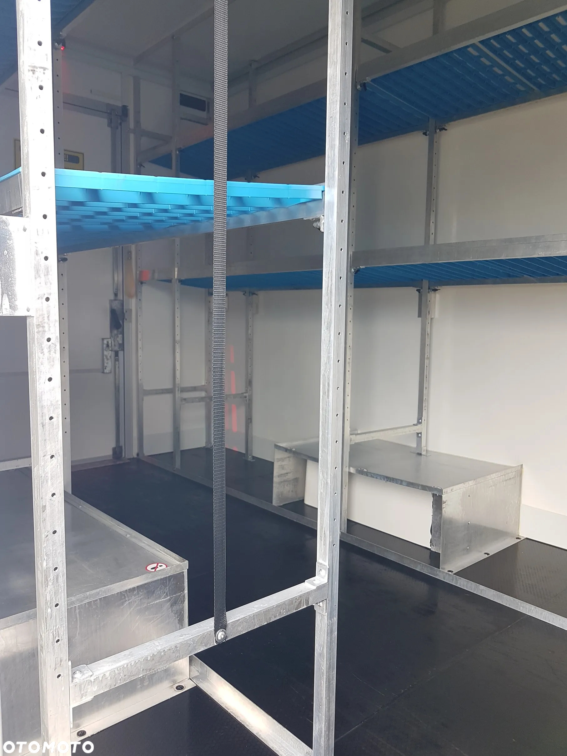 Iveco DAILY KONTENER NISKOPODŁOGOWY 4,43x2,23x2,42 SKLEP FOODTRUCK BAR KLIMA KONIOWÓZ KAMPER - 22