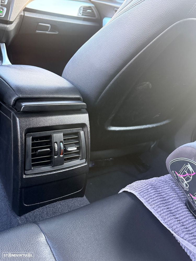 BMW 118 d Sport Line - 12