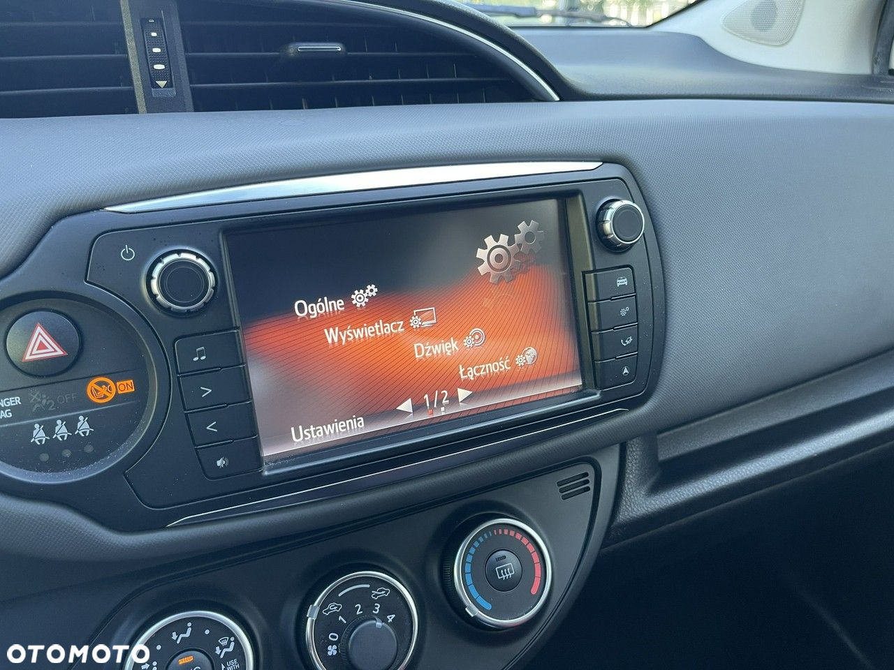 Toyota Yaris - 38