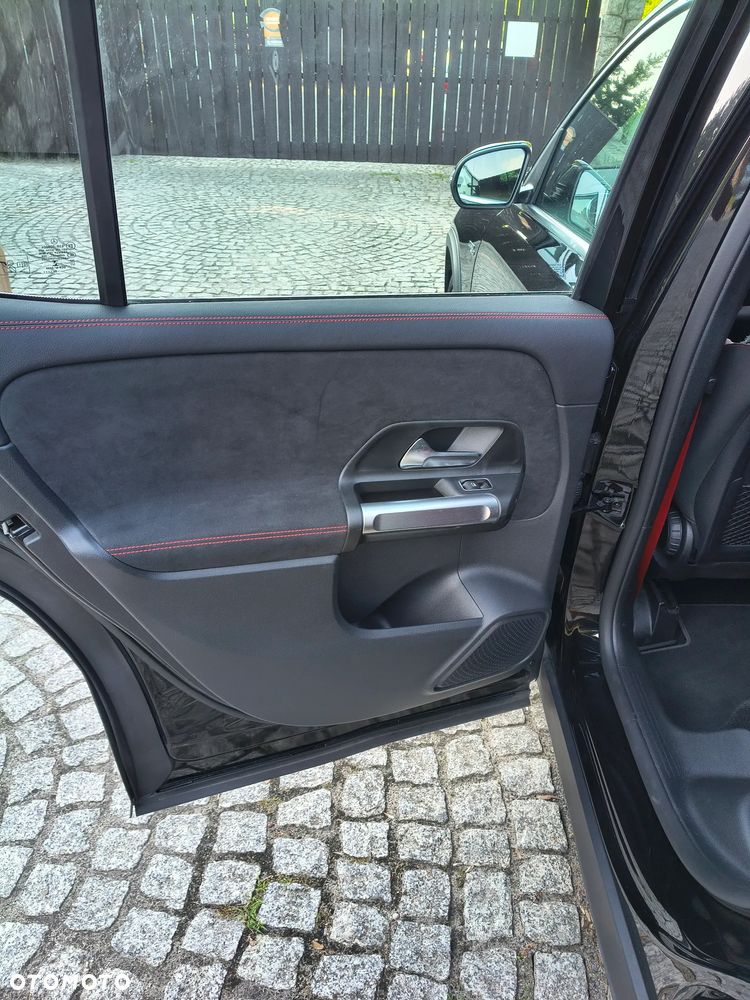 Mercedes-Benz GLB AMG 35 4-Matic - 26
