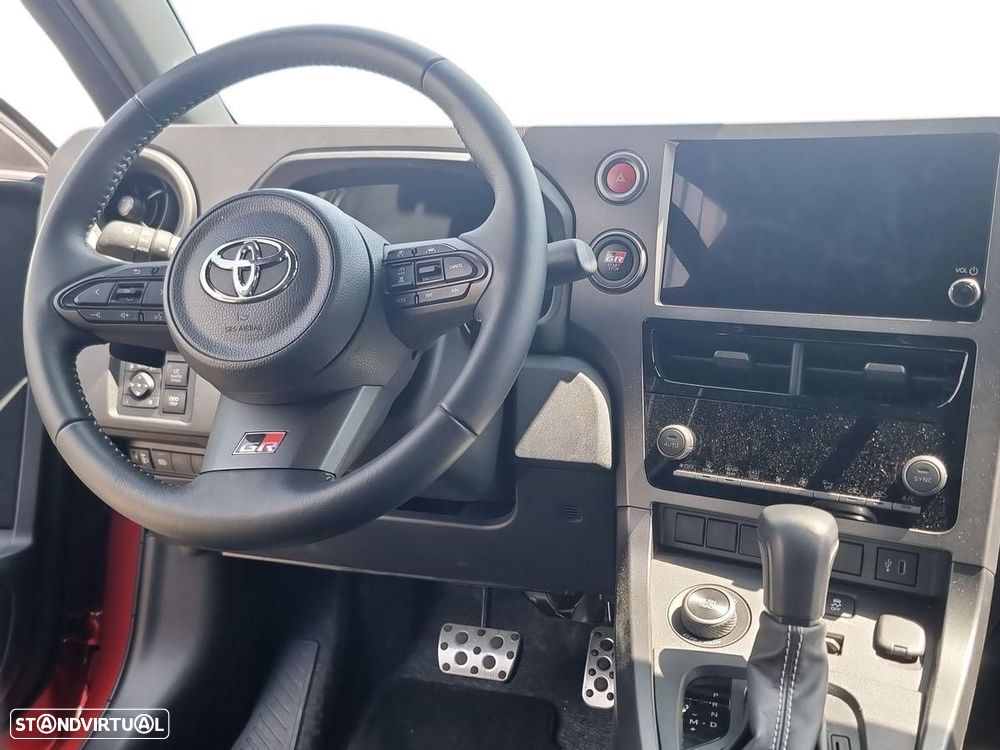 Toyota GR Yaris 1.6 T Legend T/A - 9